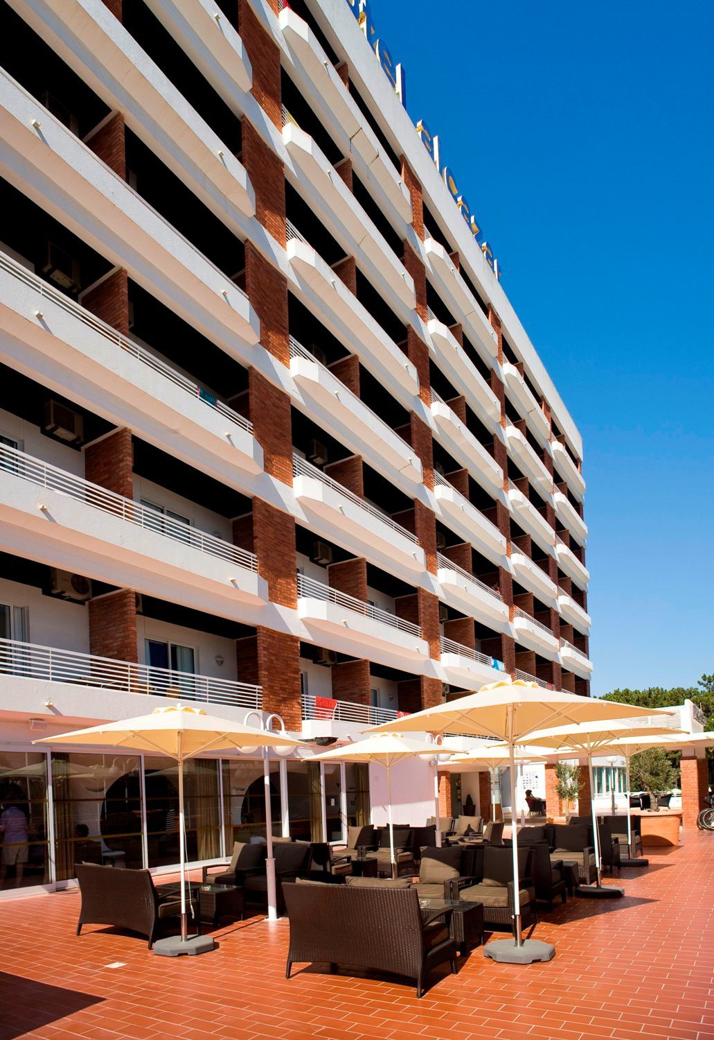 Alcazar Hotel&SPA Monte Gordo Kültér fotó